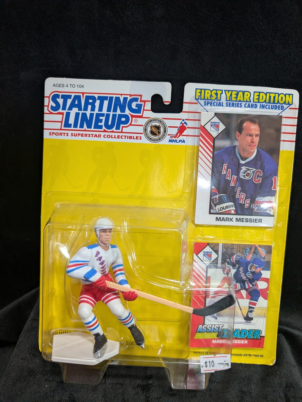 Starting Lineup Mark Messier Rangers Figure - White/Red/Blue